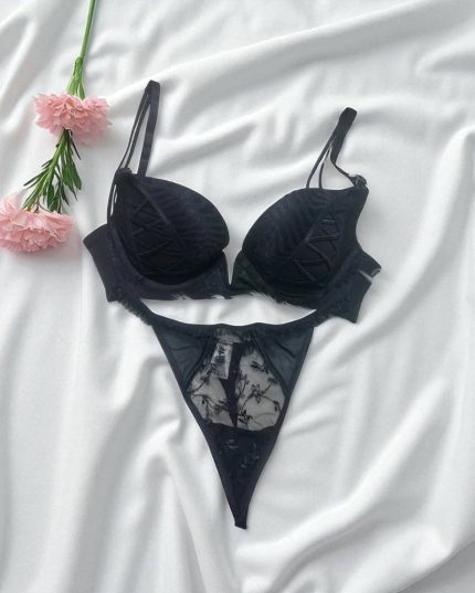 Minimalist Black Push Up Bra Panty Set