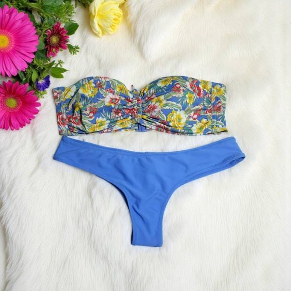 Tufts Blue Beach Bikini Set