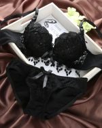 Black China Love Set