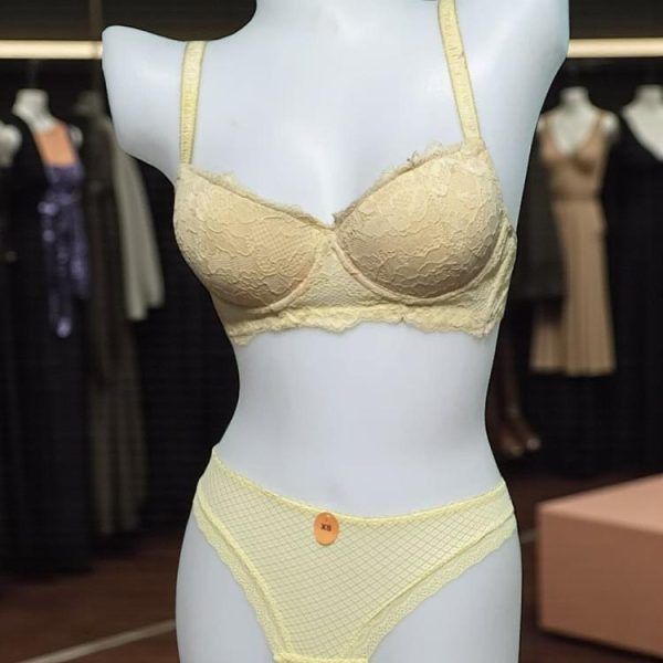 Tan Foam Wired Set