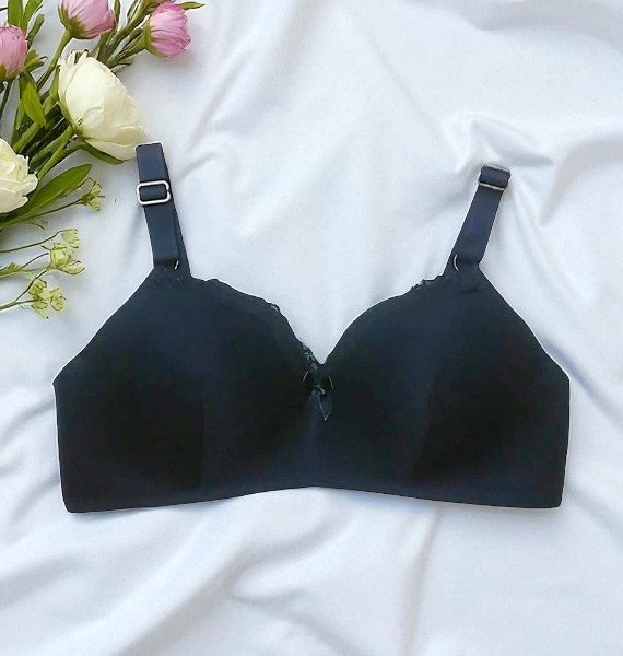 Black Seamless Padded Bra