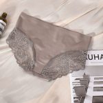 Pearlescent Seamless Ice Silk Panty - Image 6