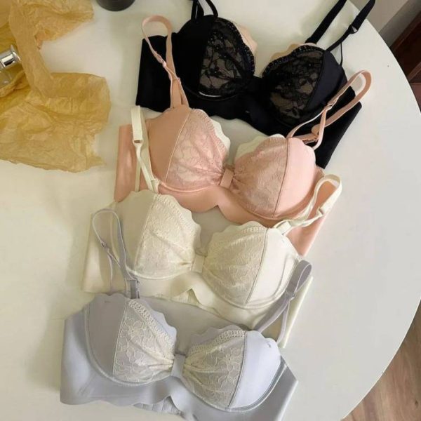 Lace Traceless Anti-sagging Adjustable Bra