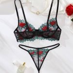 China Ultra Thin Lace Sexy Underwear Anti Sagging Set - Image 3