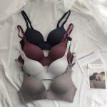 Ultra-Thin Breathable Seamless Wireless Sports Bra