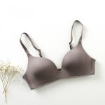 Ultra-Thin Breathable Seamless Wireless Sports Bra - Image 2